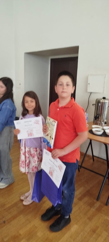 8f0eda50-8189-4d72-a1d2-c786540f0374.jpeg